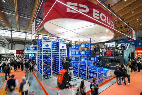 EP Equipment LogiMAT Besucher 